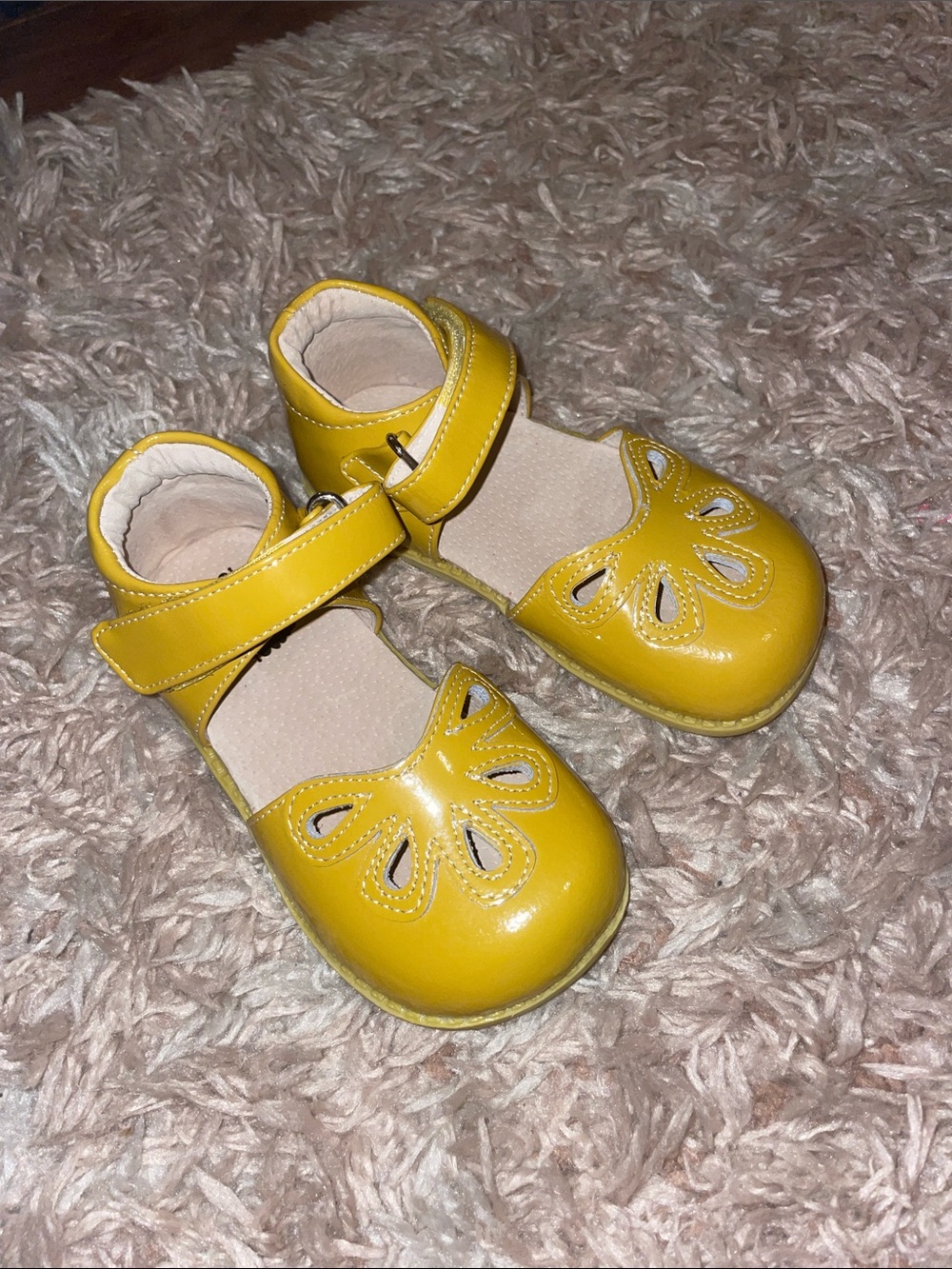 Toddler Yellow Mary Jane Flower Cutout Shoes
